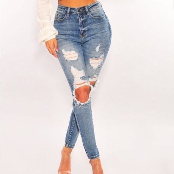 NWT light wash jeans - Picture 1 of 1